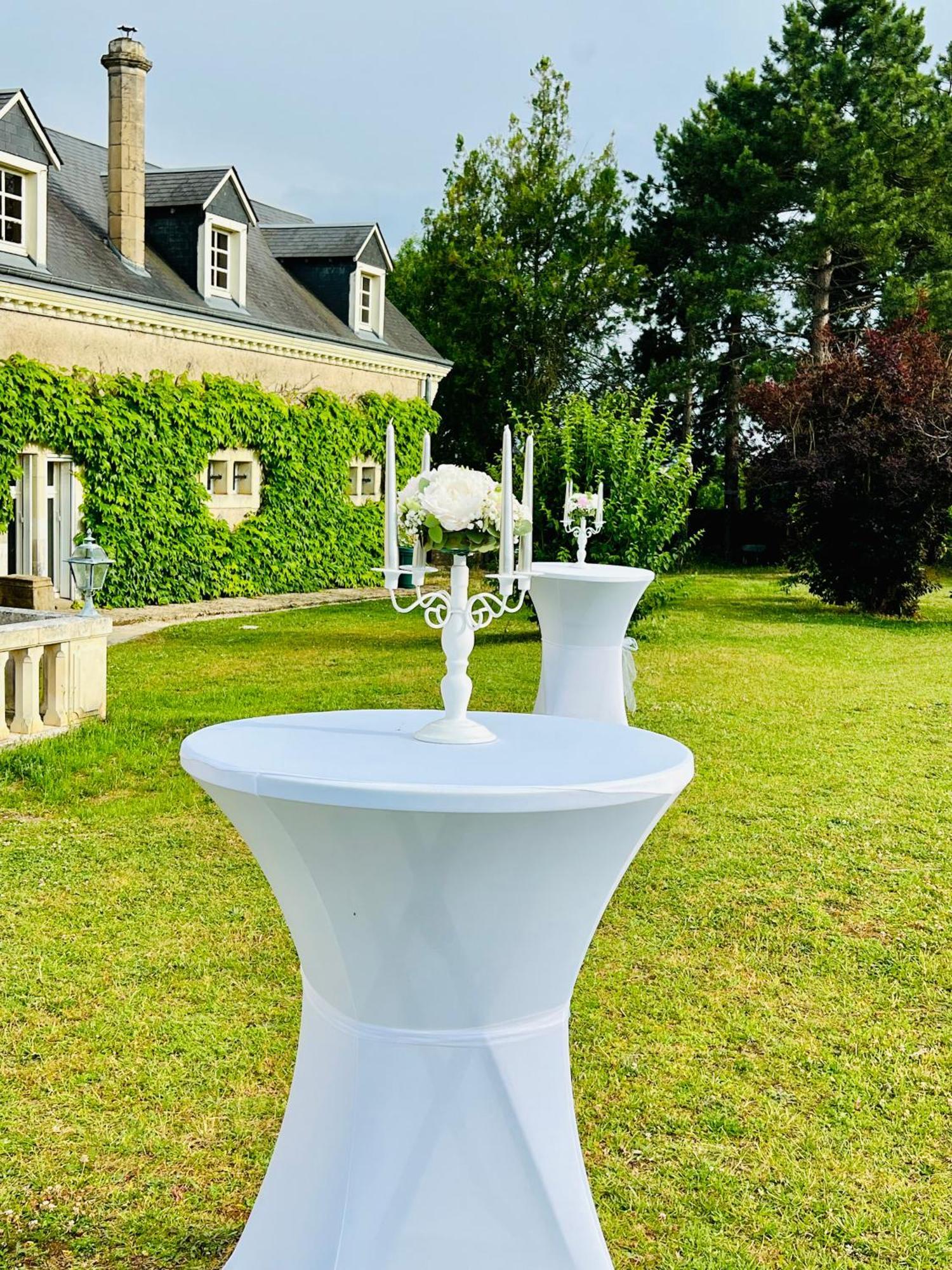 Le Chateau De Leugny Oiron Buitenkant foto